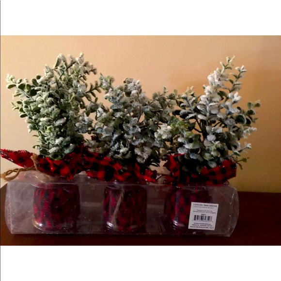 Set of 3 Boxwood Mini Christmas Trees by Holiday Time Plaid Base - Picture 3 of 6